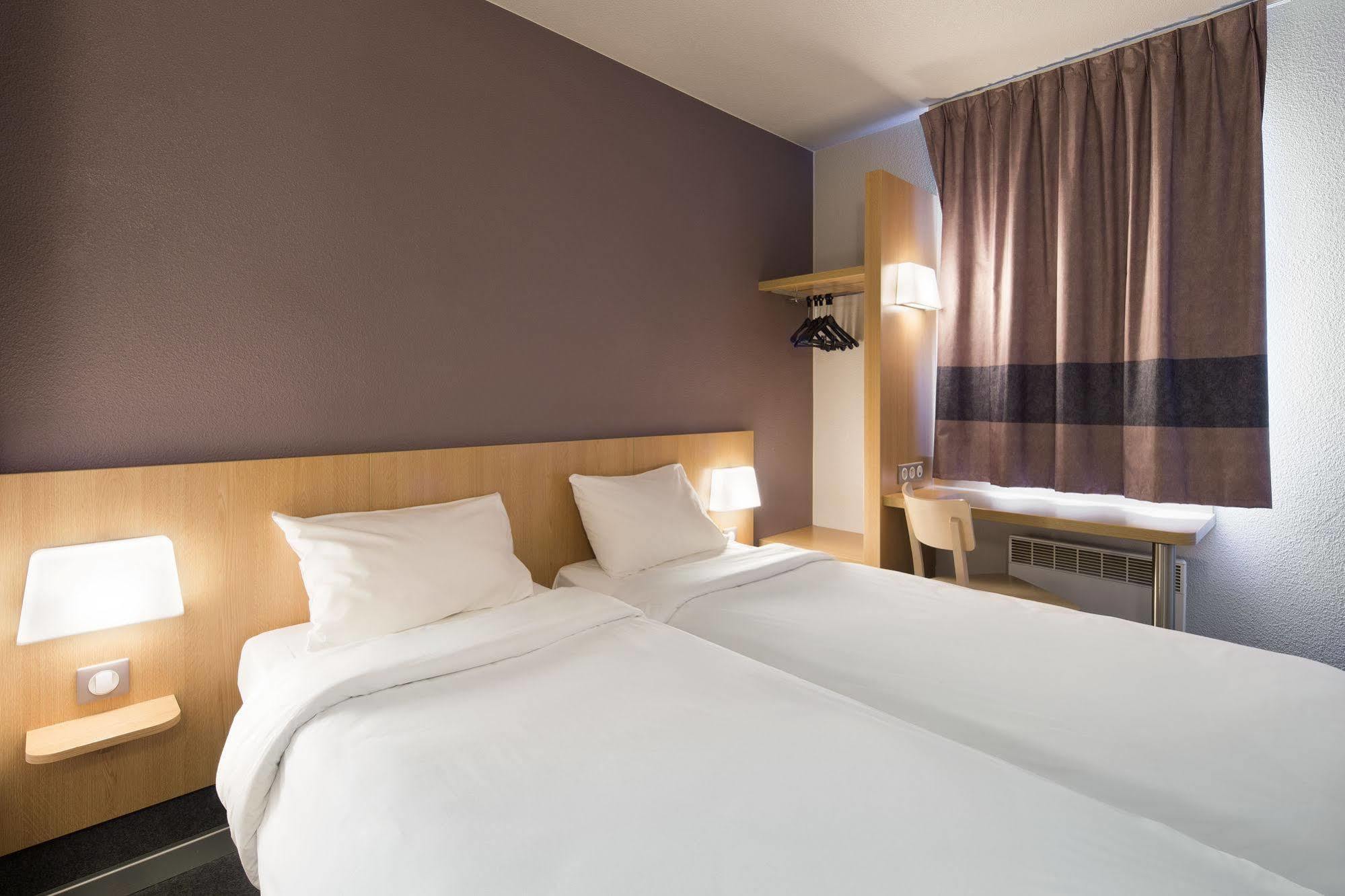 B&B Hotel Mulhouse Ile Napoleon Illzach Exteriör bild