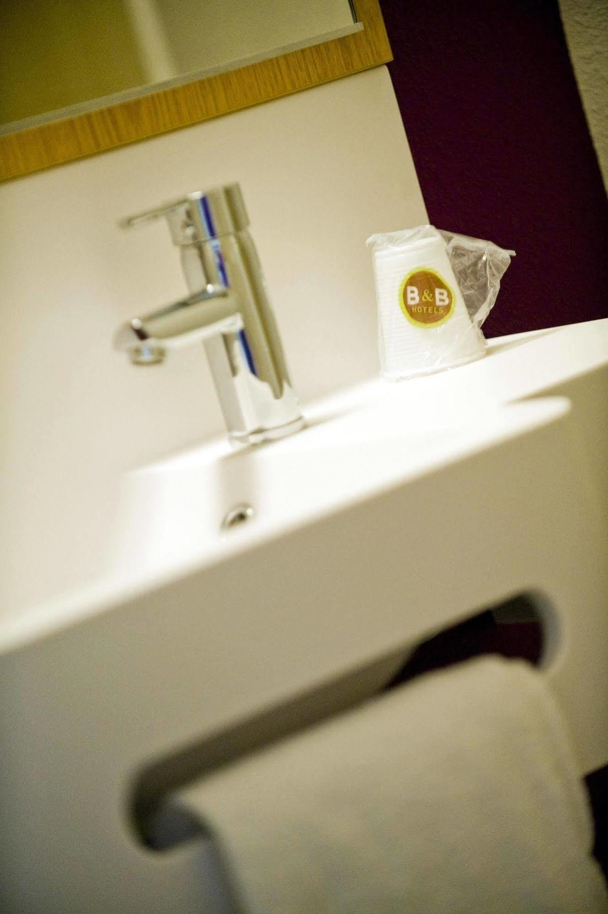 B&B Hotel Mulhouse Ile Napoleon Illzach Exteriör bild